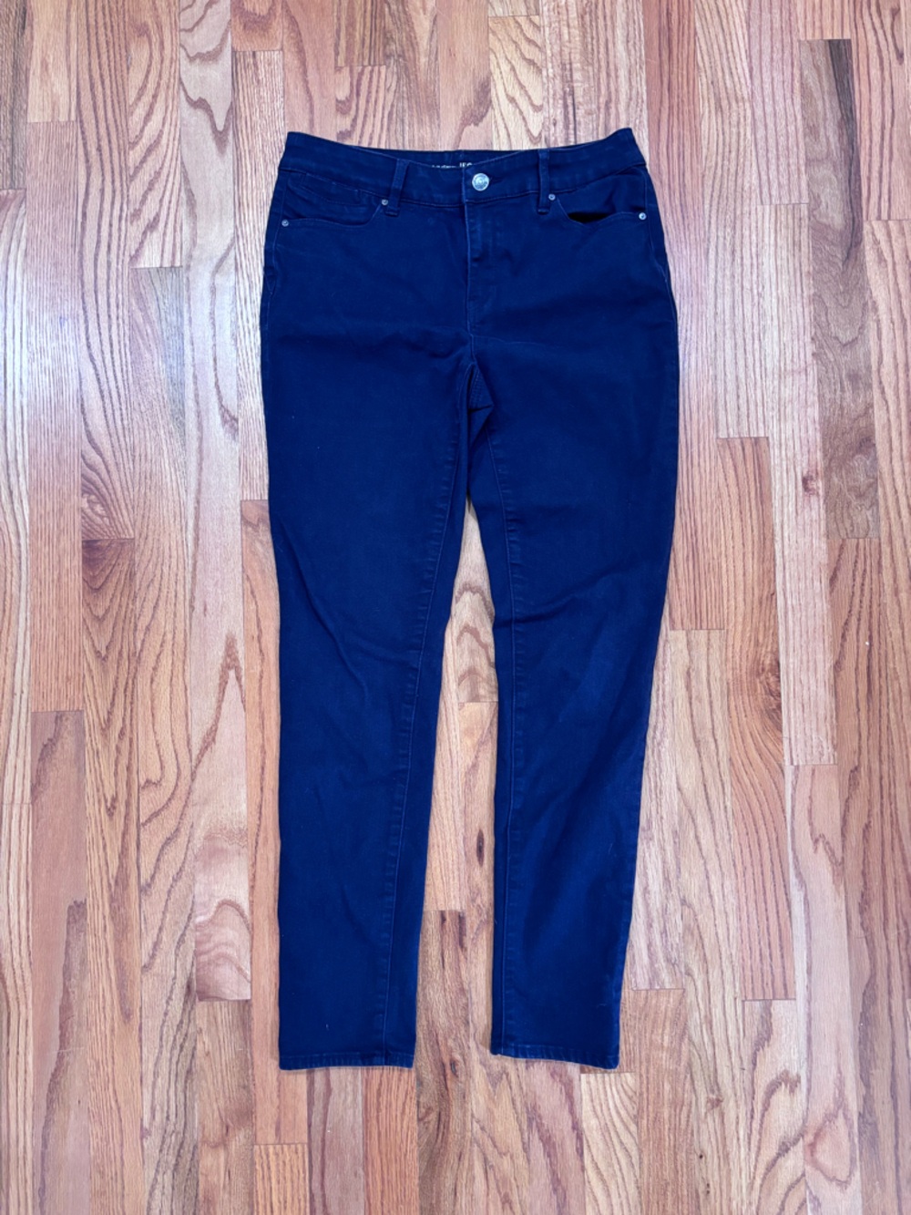 Chicos the platinum jegging navy blue Sz 0